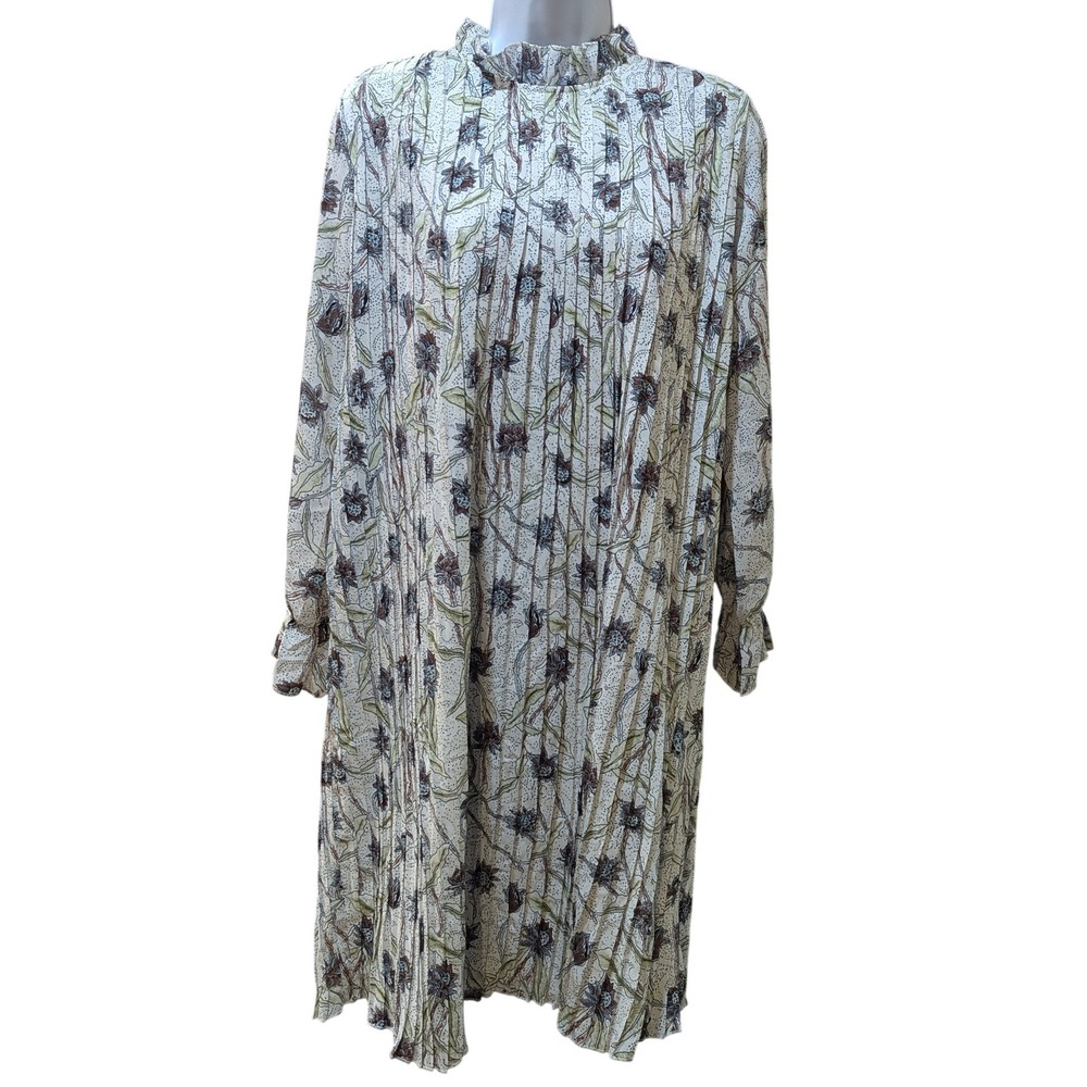 Goodnight Macaroon Romantic Boho Chic Floral Pleated Mock Neck Midi Dress Size M
